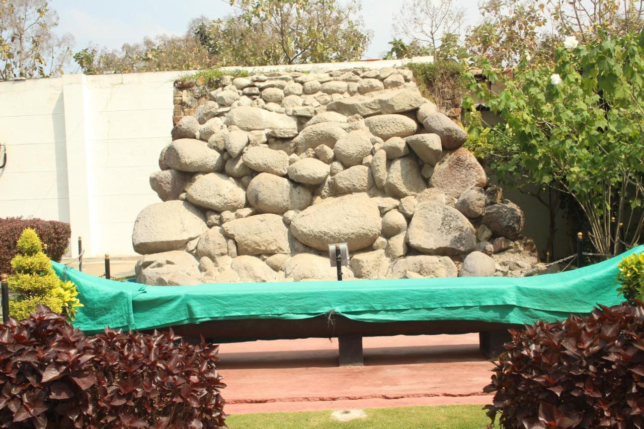 Hotel Stay By The Way Mysore Exterior foto